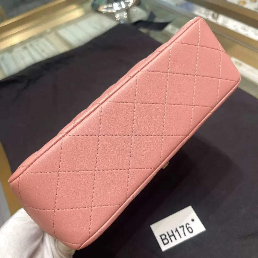 Chanel Women Pre-Loved Bag Very Good Condition